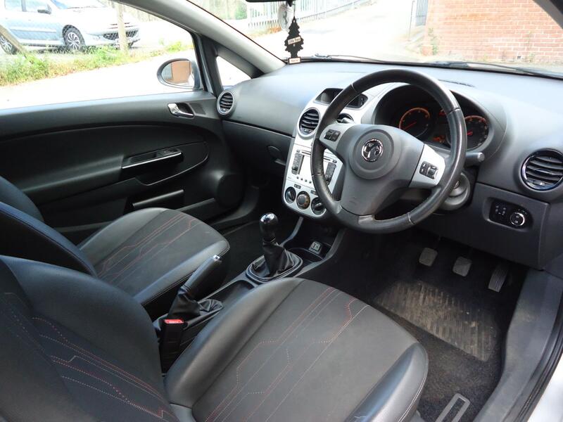 VAUXHALL CORSA