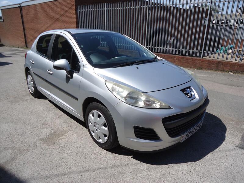 PEUGEOT 207